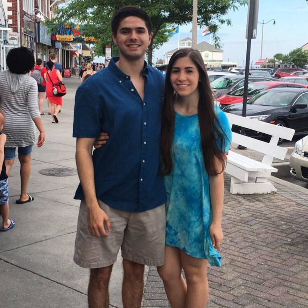 Meet your Posher, Marissa